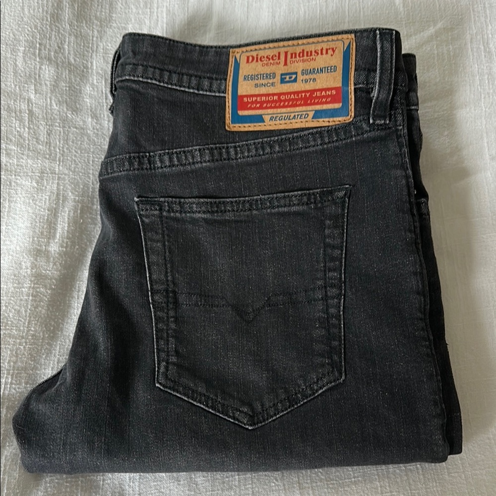 Diesel Black Tapered Stretch Fit Jeans with Faded Look NWOT